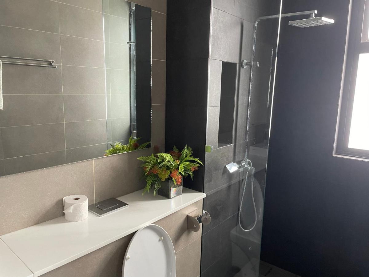 2 Bedroom Apartment @Setia Sky 88 Johor Bahru Luaran gambar