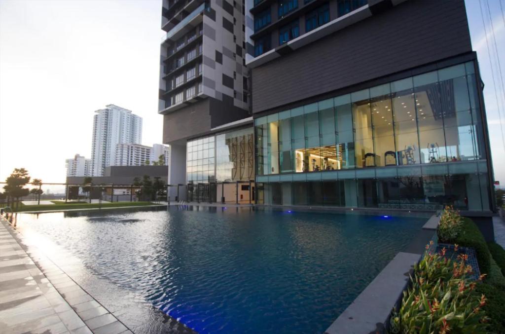 2 Bedroom Apartment @Setia Sky 88 Johor Bahru Luaran gambar
